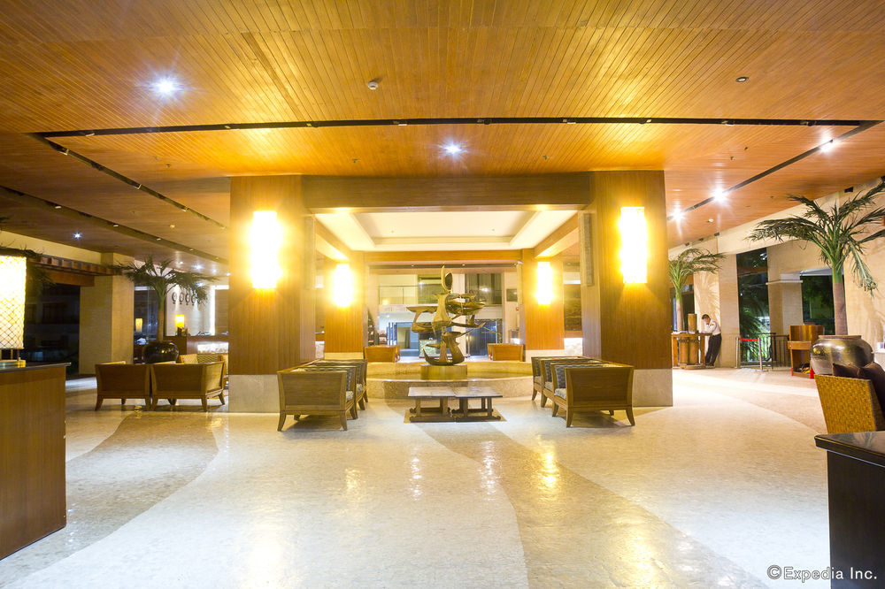 Balabag  Crown Regency Courtyard Resort מראה חיצוני תמונה