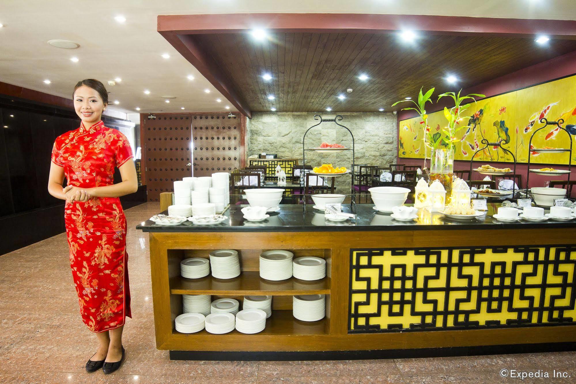 Balabag  Crown Regency Courtyard Resort מראה חיצוני תמונה
